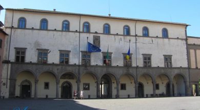 palazzo-dei-priori-comune