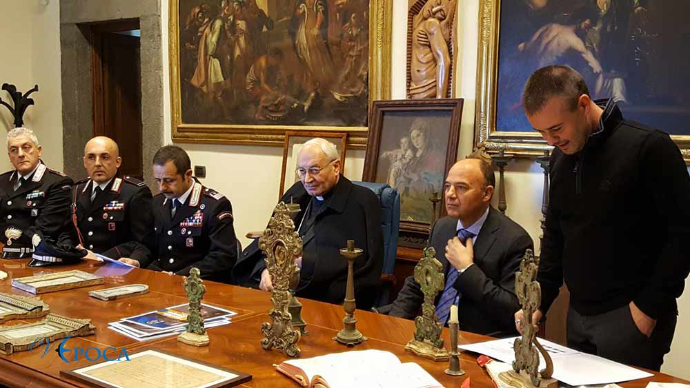 Riconsegnati 39 oggetti sacri trafugati