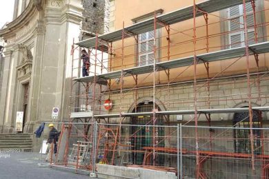 impalcatura-san-pellegrino-in-fiore