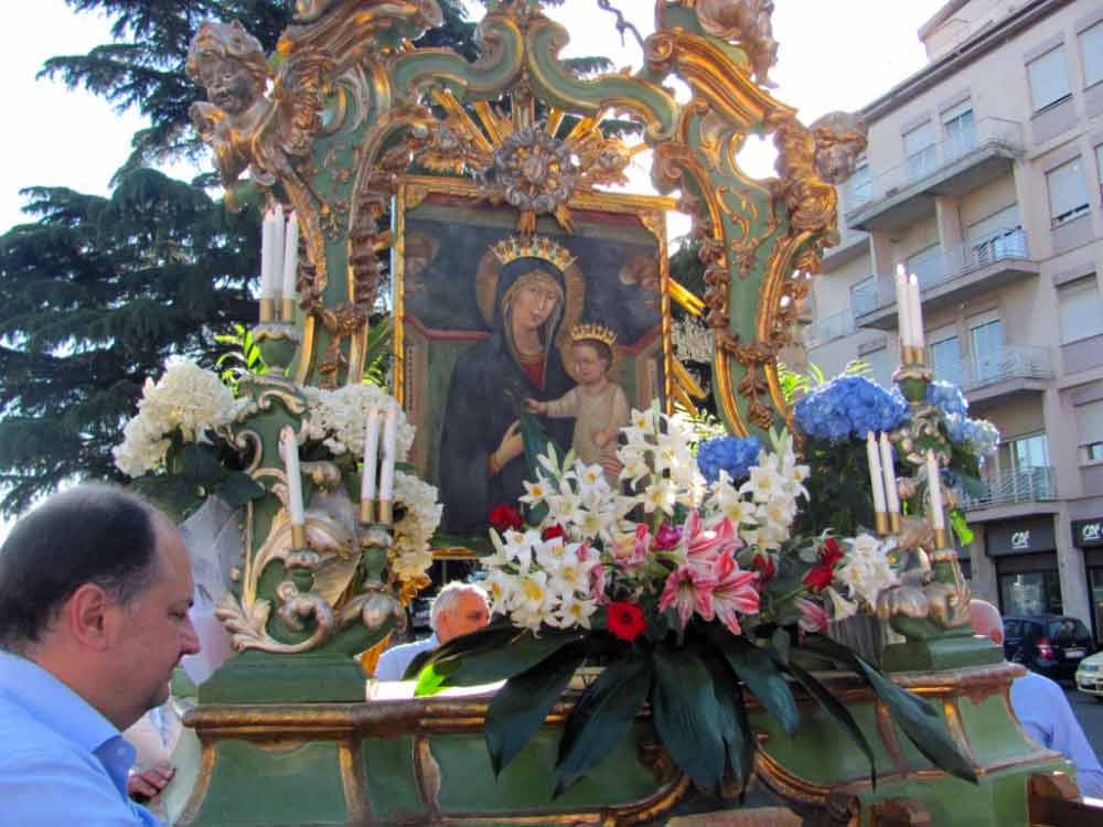Si rinnova la devozione per la Madonna Liberatrice con la solenne processione.