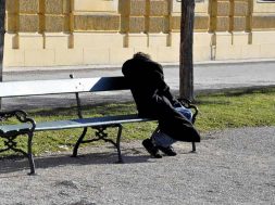 poveri