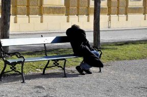 poveri