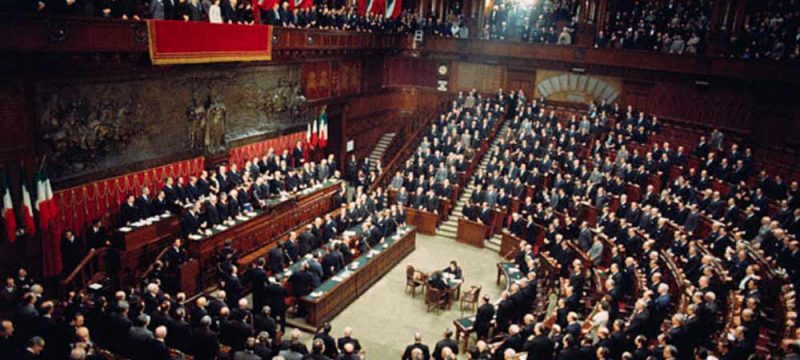 PARLAMENTO