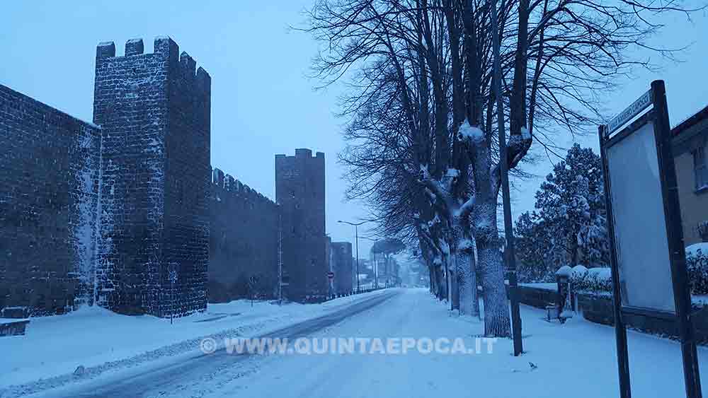 Meteo, allerta gialla per neve.