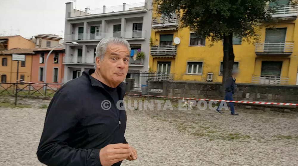 Caos consiglio, Arena a Barelli: “Consiglieretto, uomo piccolo”. Evangelista: “Finiamo questo squallore”.