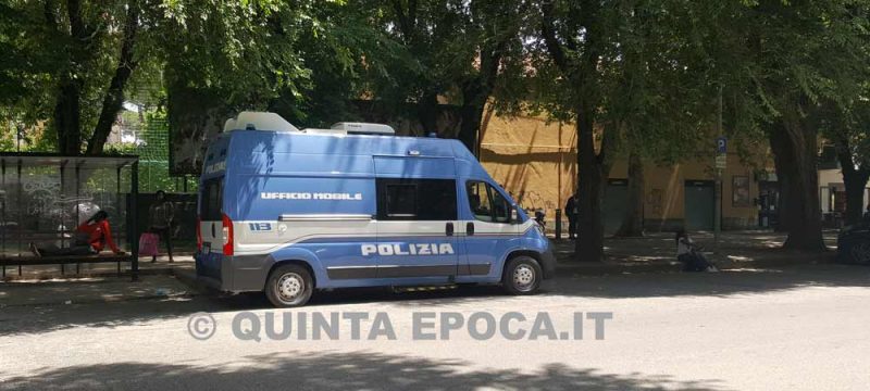 CAMPER-POLIZIA