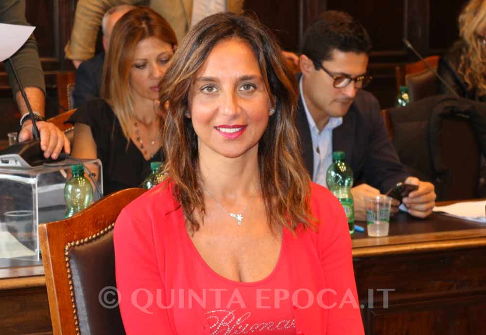 Palazzo dei Priori, Paola Bugiotti (Forza Italia) verso la Lega.