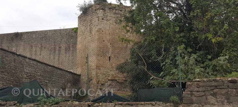 TORRE-PILASTRO