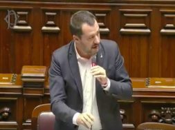 matteo-salvini-camera