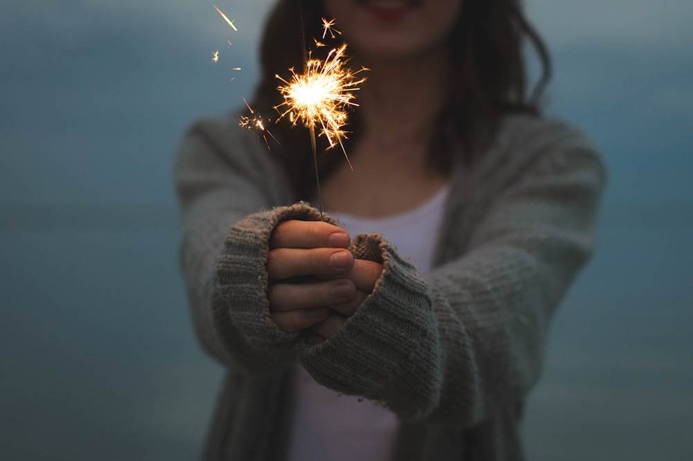 Botti di Capodanno: Musi Sereni e MiFidoDiFido lanciano la raccolta firme per abolirli a Capodanno e a Santa Rosa.
