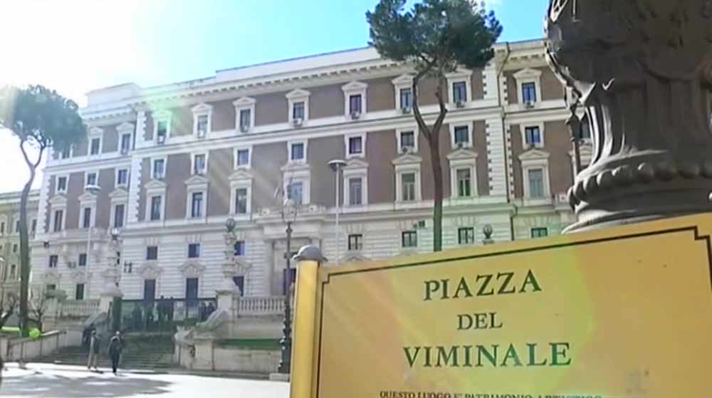 Viminale, Salvini: “Diminuiscono stupri, omicidi rapine. Crollano gli sbarchi e l’Italia risparmia un miliardo e mezzo”.
