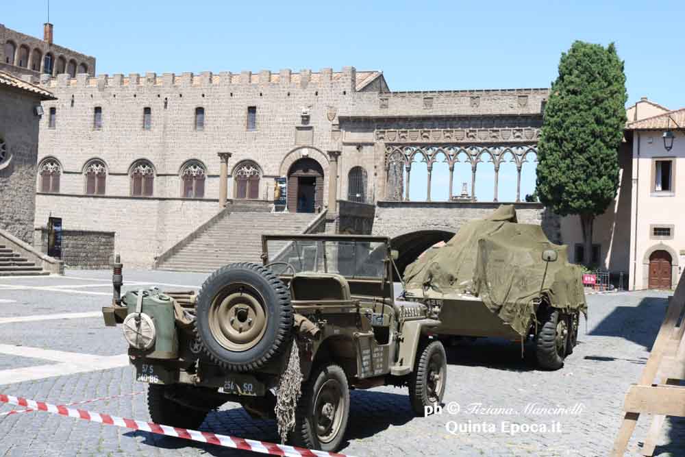 In onda stasera Catch 22 di Clooney: si apre una vetrina “mondiale” per Viterbo.
