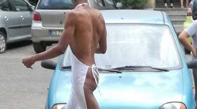 UOMO-NUDO