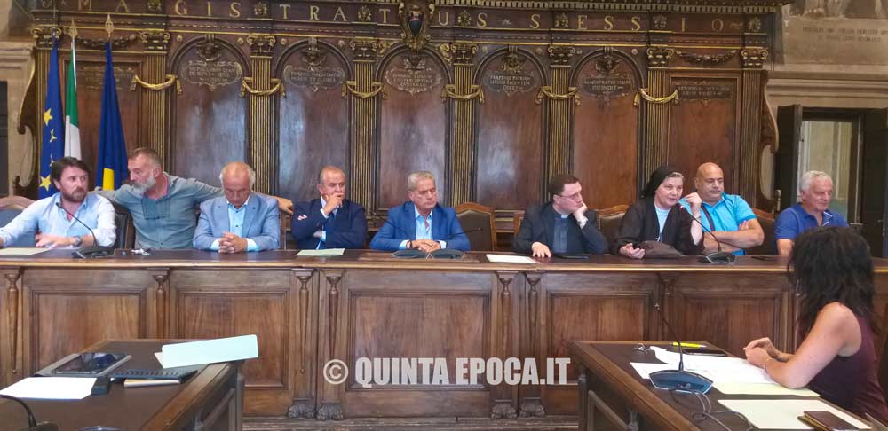 Trasporto dedicato alla città di Rosa e la girata a Zeffirelli.