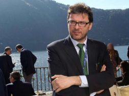 giorgetti-facebook