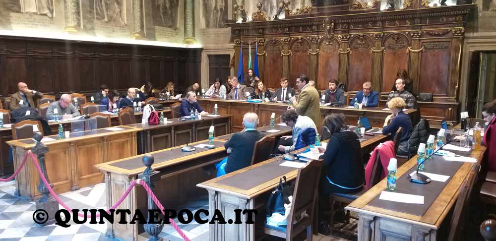 Coronavirus, Pd, 5Stelle e civici: inutile il consiglio straordinario.