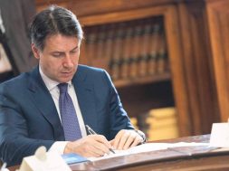 giuseppe-conte-fb
