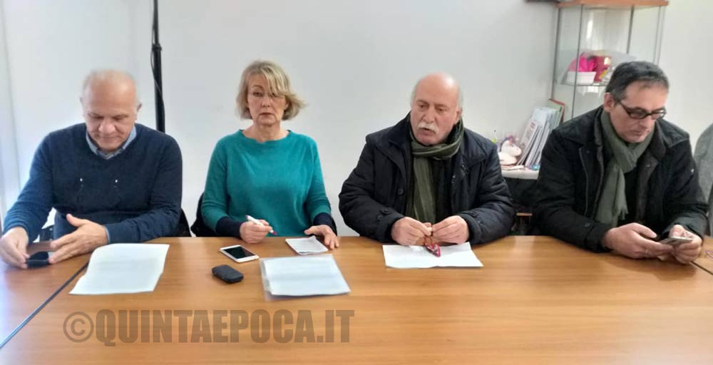 “Non ce la beviamo”: “Con Talete l’acqua è un privilegio, non un diritto”.