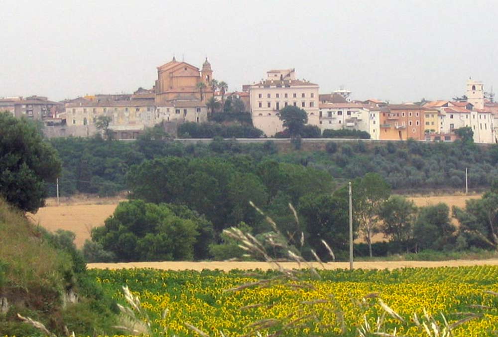 Montalto, eolico, 34 pali di 80 metri sul mare, FI chiede consiglio comunale aperto.