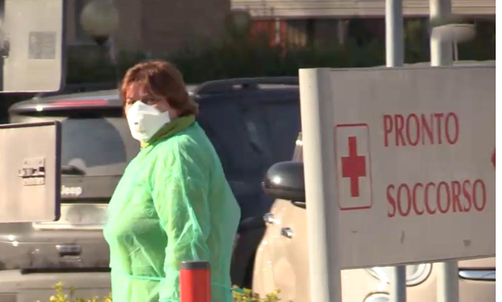 Coronavirus, Lombardia attacca Conte: “Governo incapace”. Il premier se la prende con ospedale Codogno.