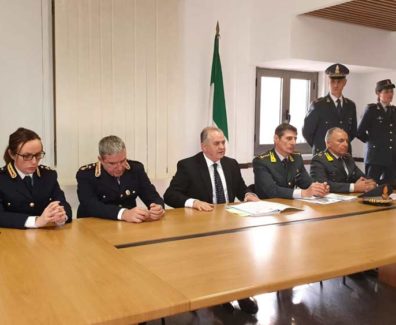 polizia-macera-cencioni