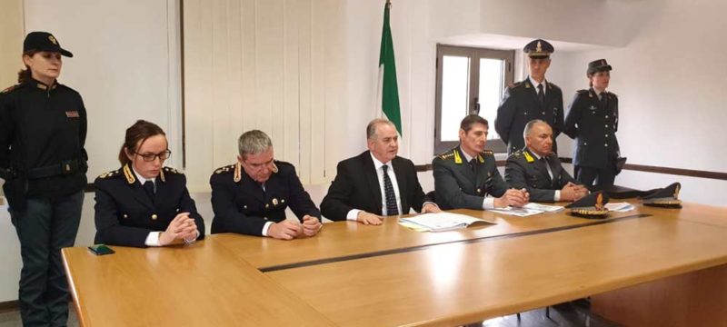 polizia-macera-cencioni