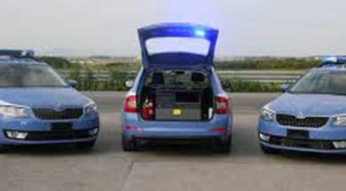 POLIZIA-AUTO