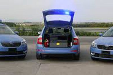 POLIZIA-AUTO