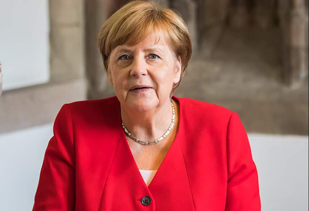 Coronavirus: Angela Merkel in quarantena. Contatti con medico positivo.