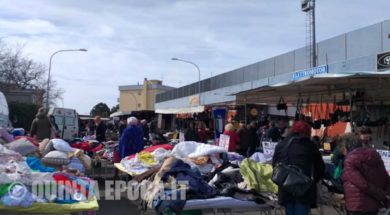 mercato-carmine-2