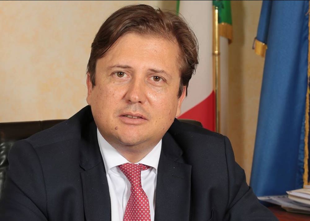 Sileri sotto scorta per «tentativi di corruzione e minacce per fondi Covid19».