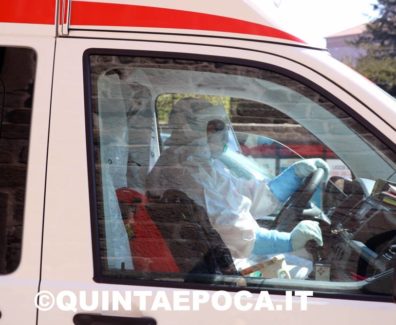 CORONAVIRUS-COVID19-AMBULANZA-INFERMIERE