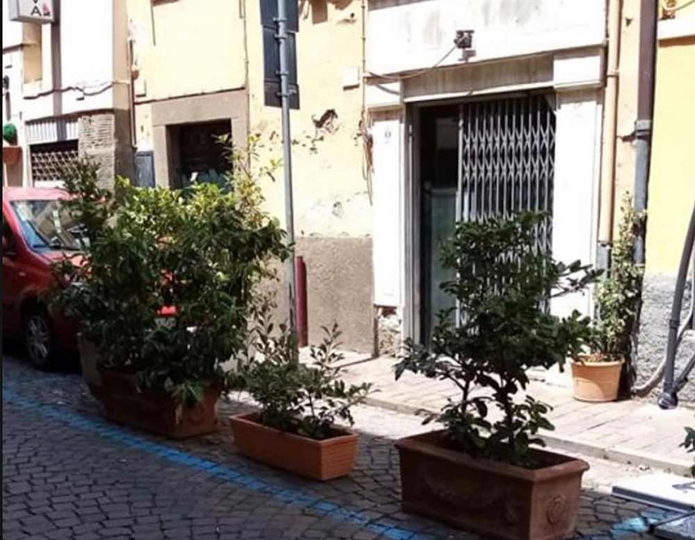 Chiude la Pinsa Romana: «Il Comune non ci ha dato il suolo pubblico per i tavoli».