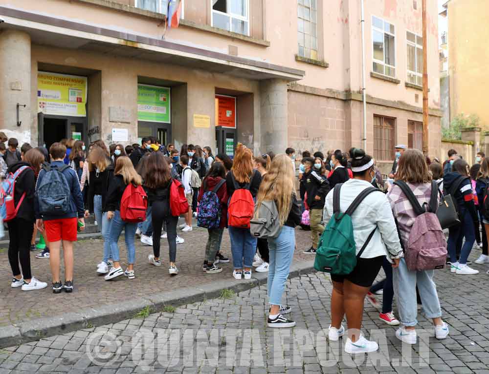 Covid19: continua escalation contagi a Viterbo. Arena: «Chiusura di tutte le scuole».