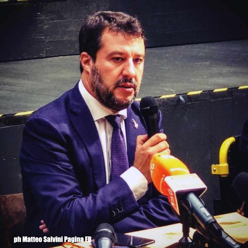 Crisi e governissimo, Salvini: «Noi ci siamo». Su Draghi dice: «Non faccio nomi».