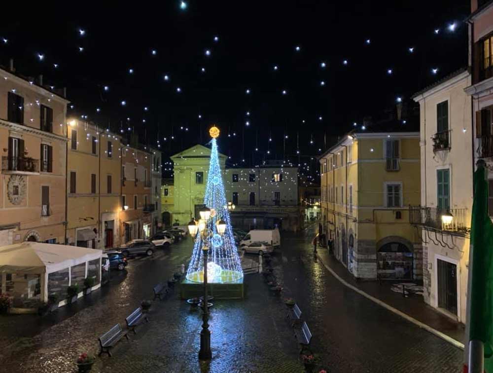 A Civita Castellana è “ufficialmente” Natale.