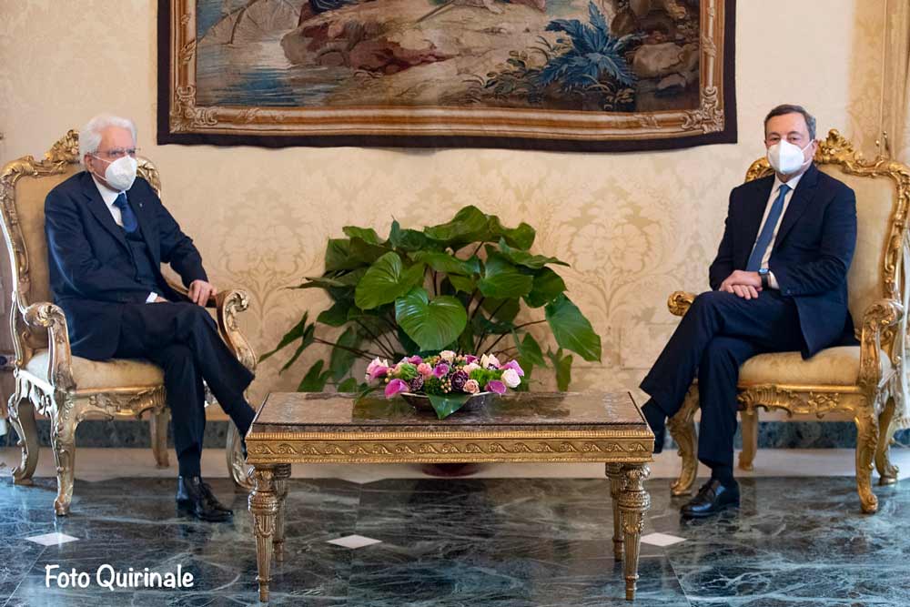 Draghi al Quirinale alle 19:00. Grande attesa per la lista dei ministri.