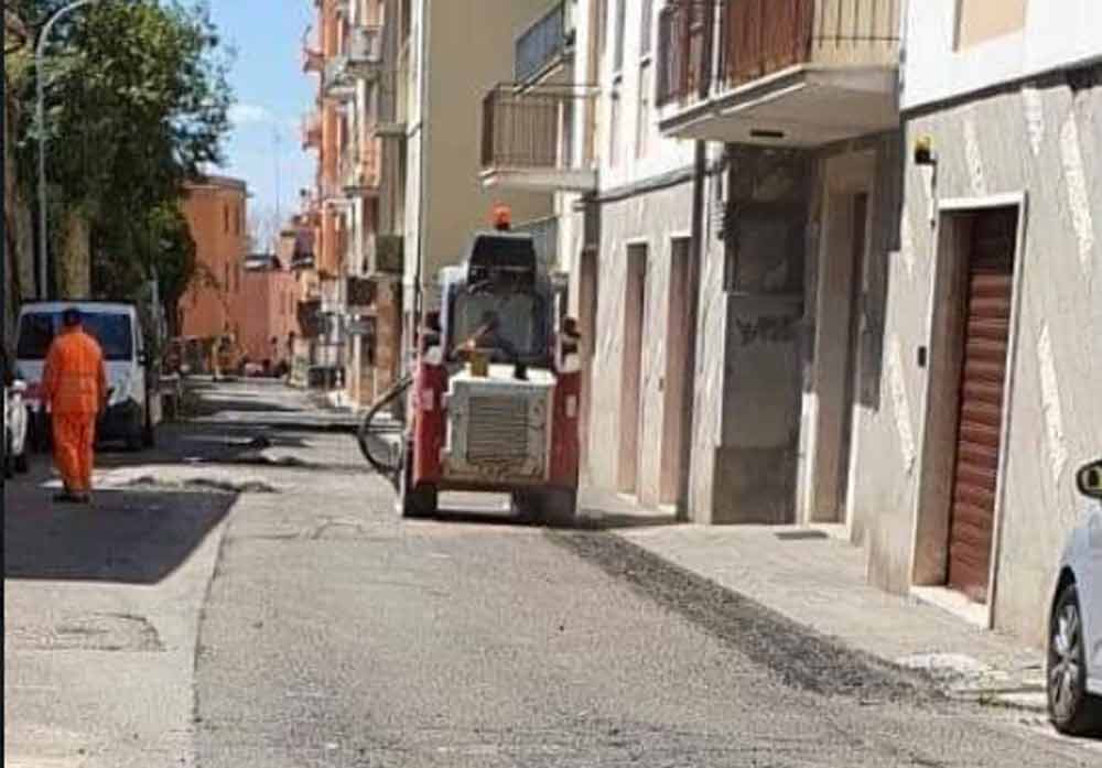 Ellera: partiti i lavori di riqualificazione  della pavimentazione stradale.