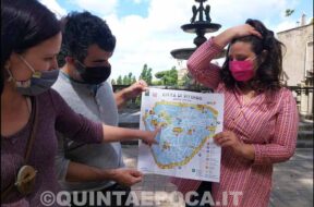 Presentazione della mappa turistica del centro storico di Viterbo per bambini realizzata da Ecococcole.