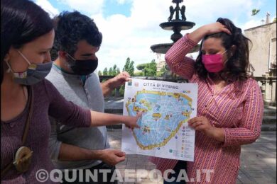 Presentazione della mappa turistica del centro storico di Viterbo per bambini realizzata da Ecococcole.