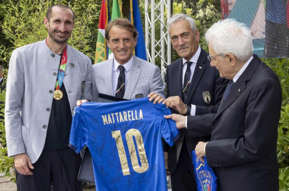 Onorificenza di “Cavaliere” agli Azzurri, Mancini “Grande Ufficiale”