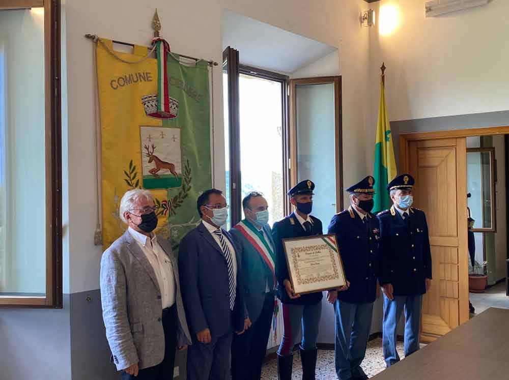 Salva un ragazzo caduto in un fiume: cittadinanza onoraria al poliziotto Catani.