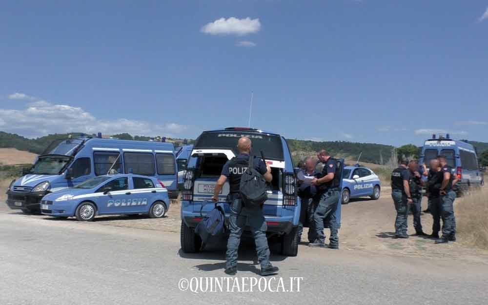 Rave Valentano, la polizia indaga su eventuali “reati durante l’evento”.