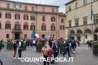 PREFETTURA-STUDENTI-PROTESTA-ORARI