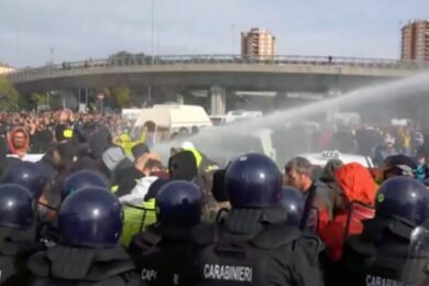 sgombero-trieste-carabinieri