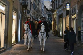 carabinieri-a-cavallo