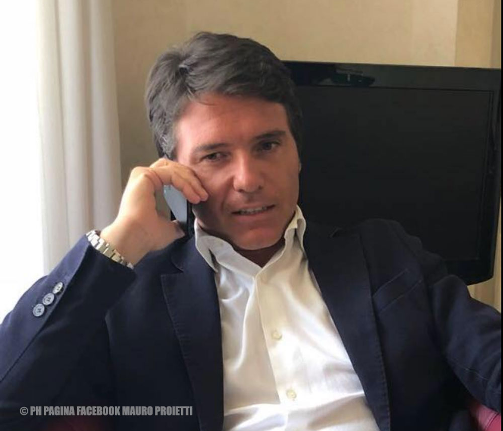 Forza Italia, Proietti si dimette da commissario cittadino: «Resto a disposizione del partito».