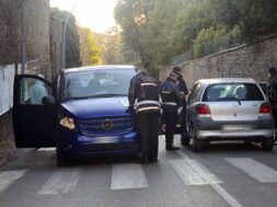 prato-giardino-incidente-vigili-urban