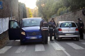 prato-giardino-incidente-vigili-urban