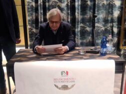 vittorio-sgarbi